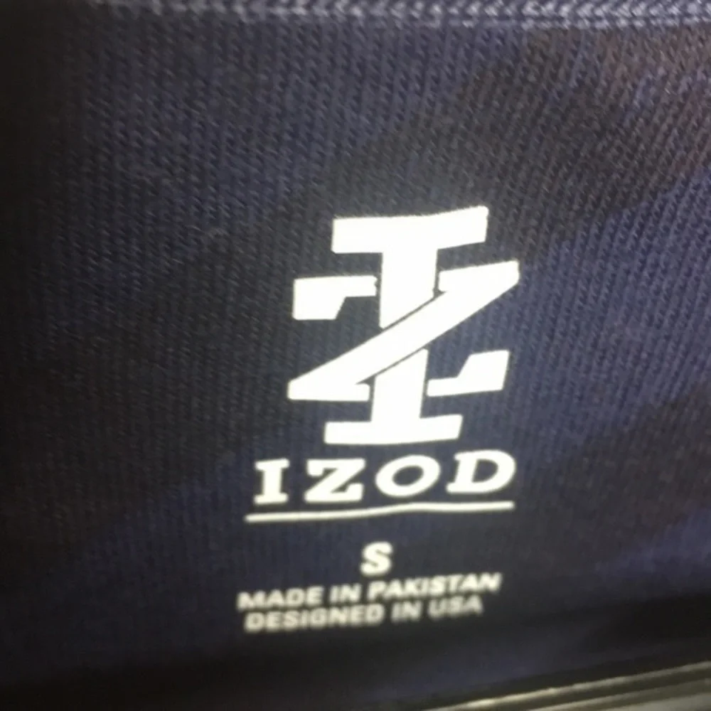 IZOD fleece colorblock crewneck pullover shirt
